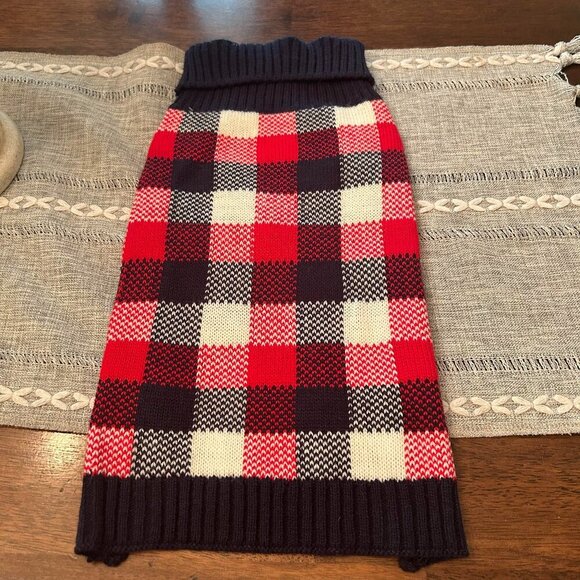 PupCrew Dog Sweater Size Small - Picture 1 of 4